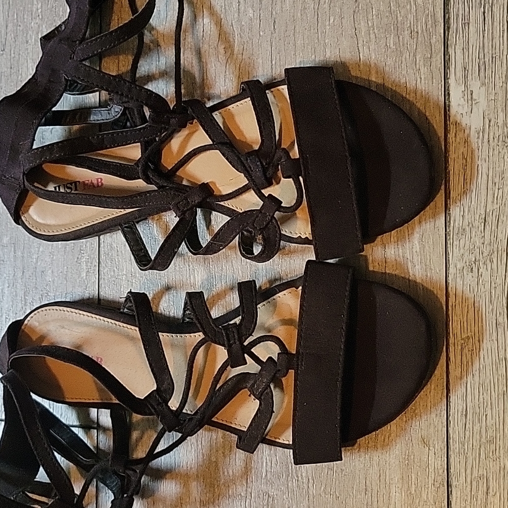 ELEVAR JustFab Size 7.5 Black Gladiator Sandals
